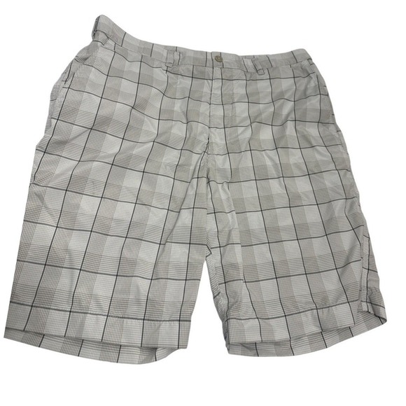 PGA Tour Other - PGA Tour Mens Golf Shorts 34 Grey White Plaid Flat Front Polyester‎ Performance